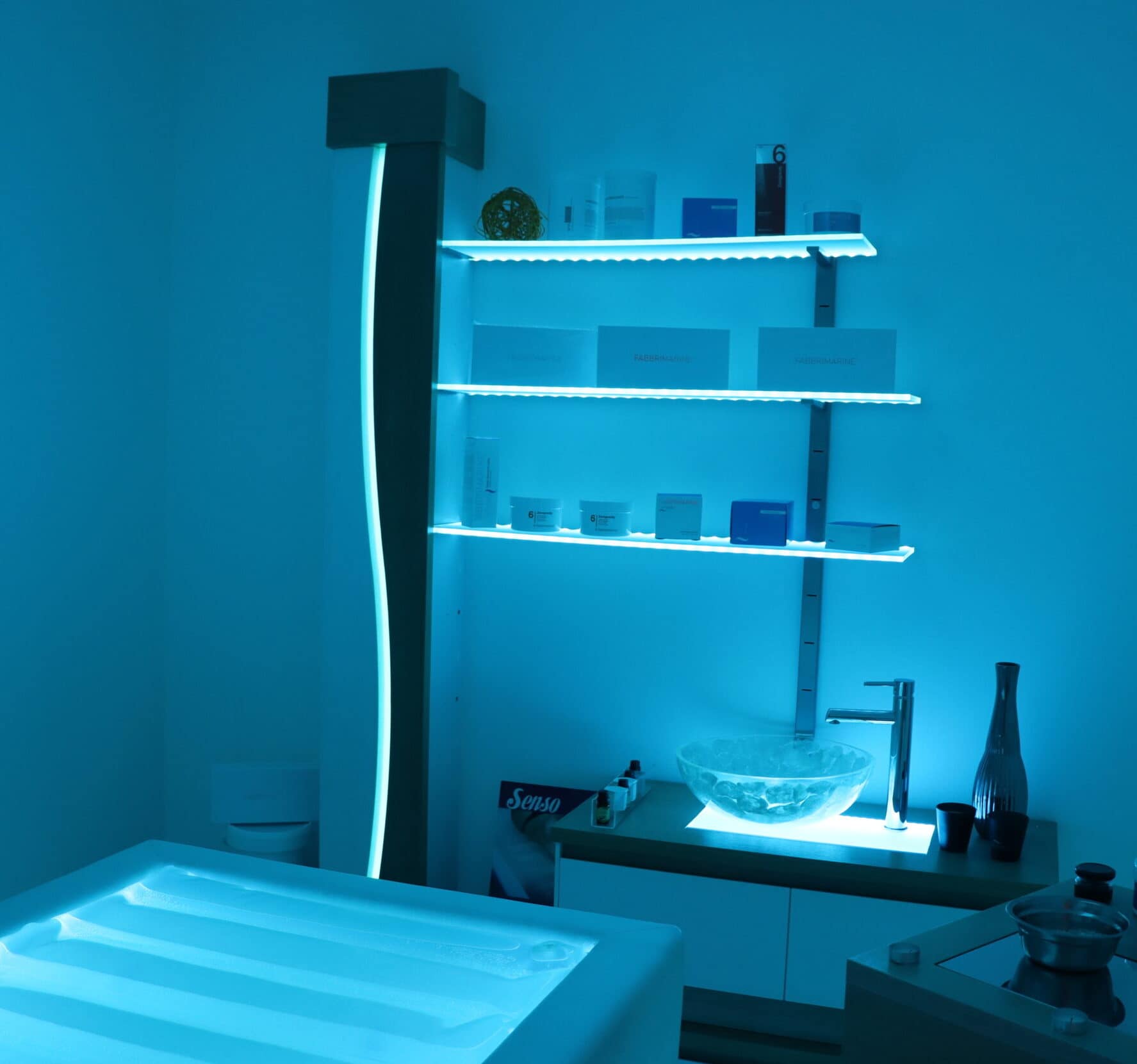 lumina - arredamento cabina